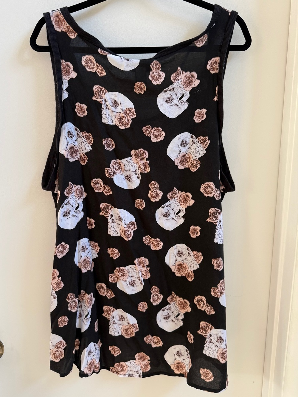 torrid Black Tank Top with Pale Pink Rose & Skull Print - Picture 4 of 4